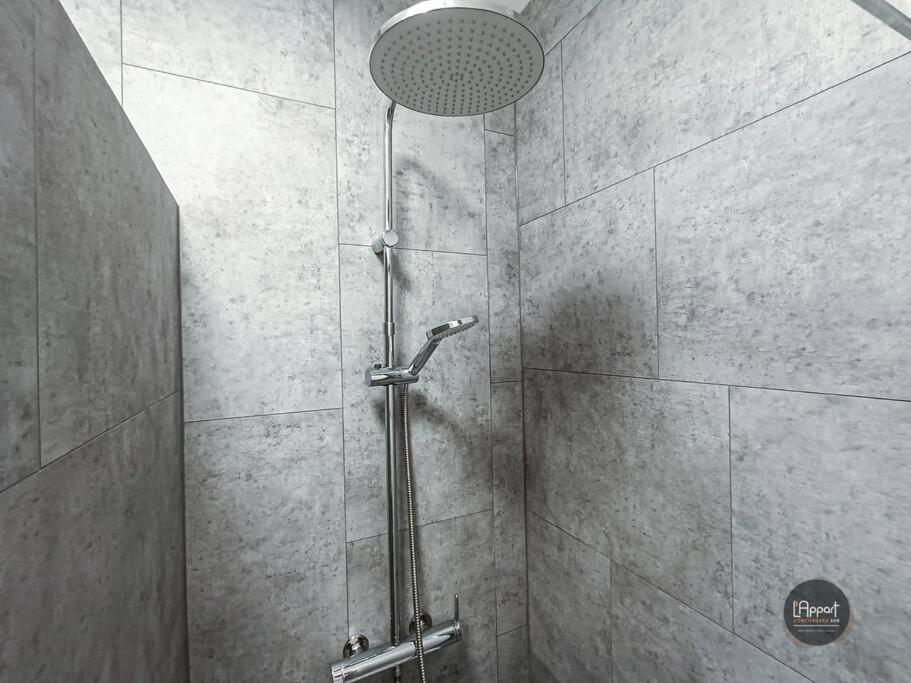 Appartement Calme Lumineux Proche Gare 3 Chambres 앙굴렘 외부 사진